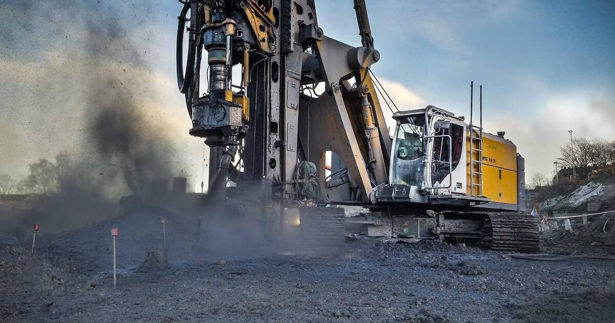 Ишдаги BAUER RTG RM 20 қозиқ қоқиш ускунаси